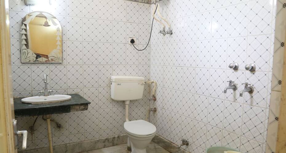 Hotel Malabar Inn, Nanjangudu 4